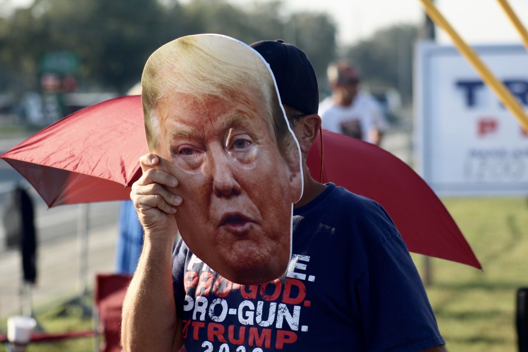 TRUMP X-LARGE MASK FOR FACE